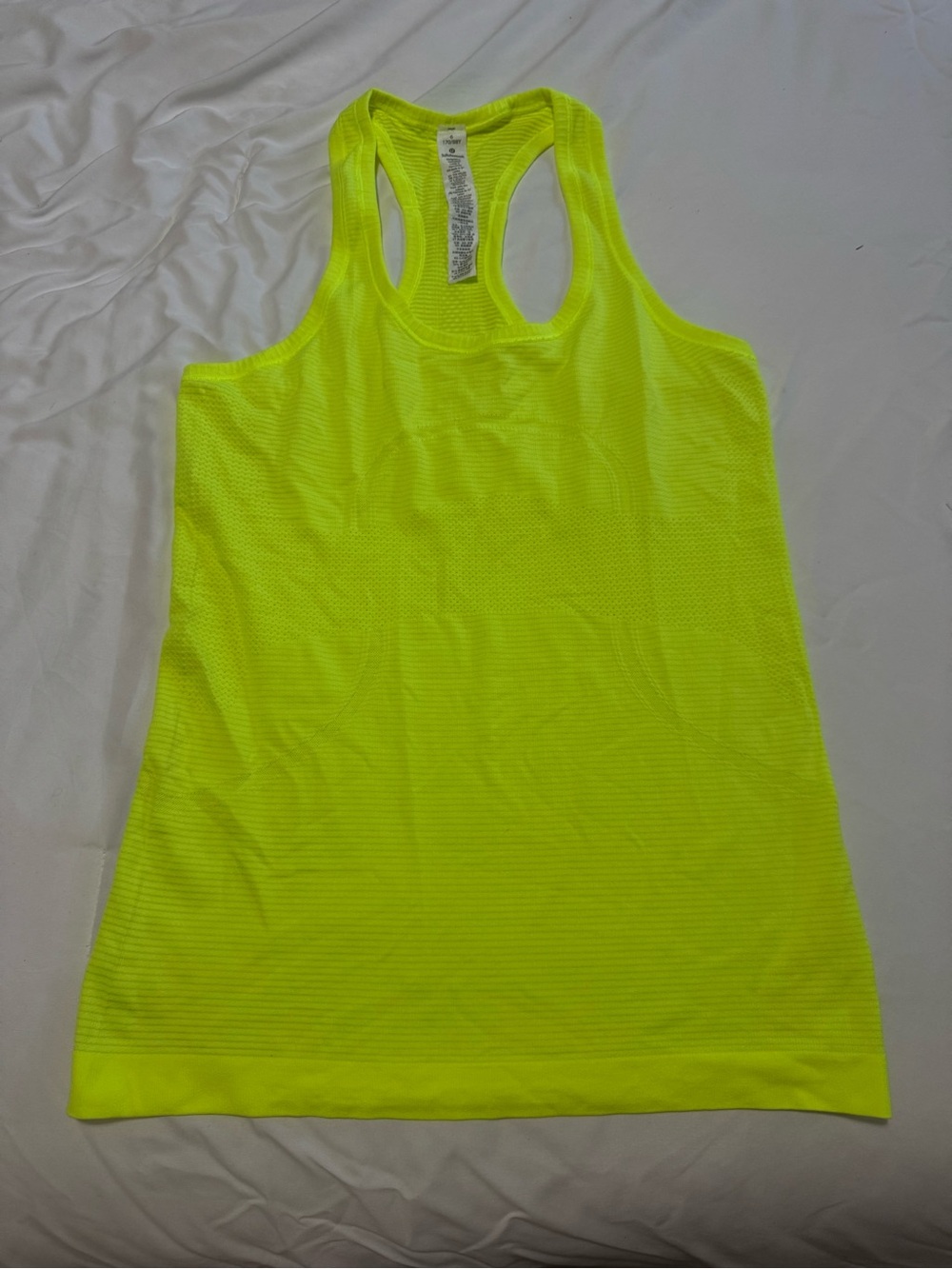 Lululemon Swiftly Tach Racerback - Highlight Yellow